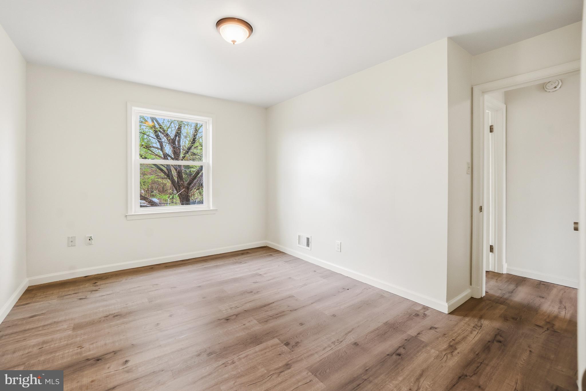 MOUNT RIDGE - Residential