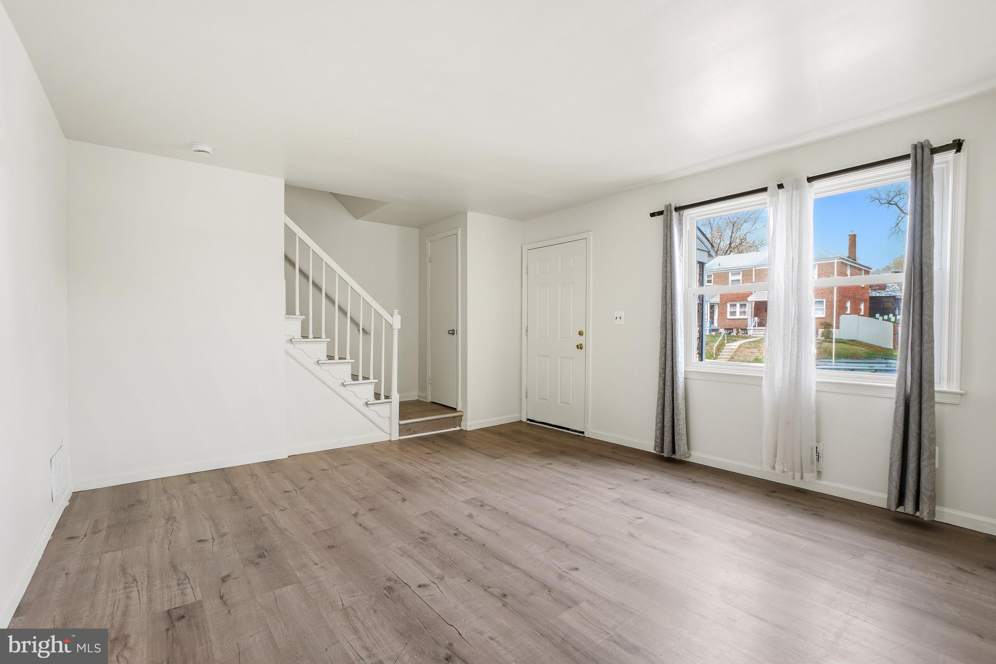 MOUNT RIDGE - Residential