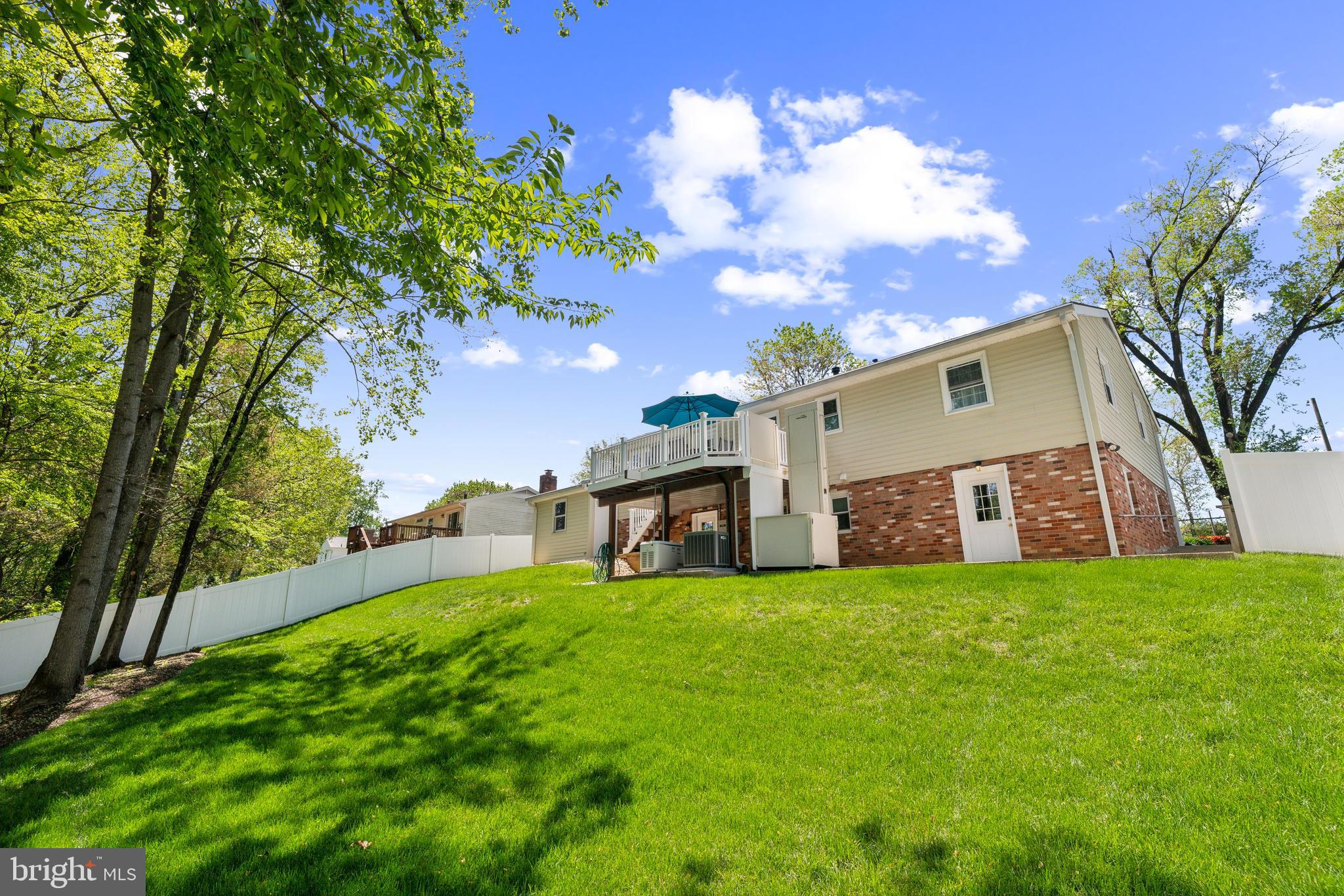 ROLLING VALLEY - Residential