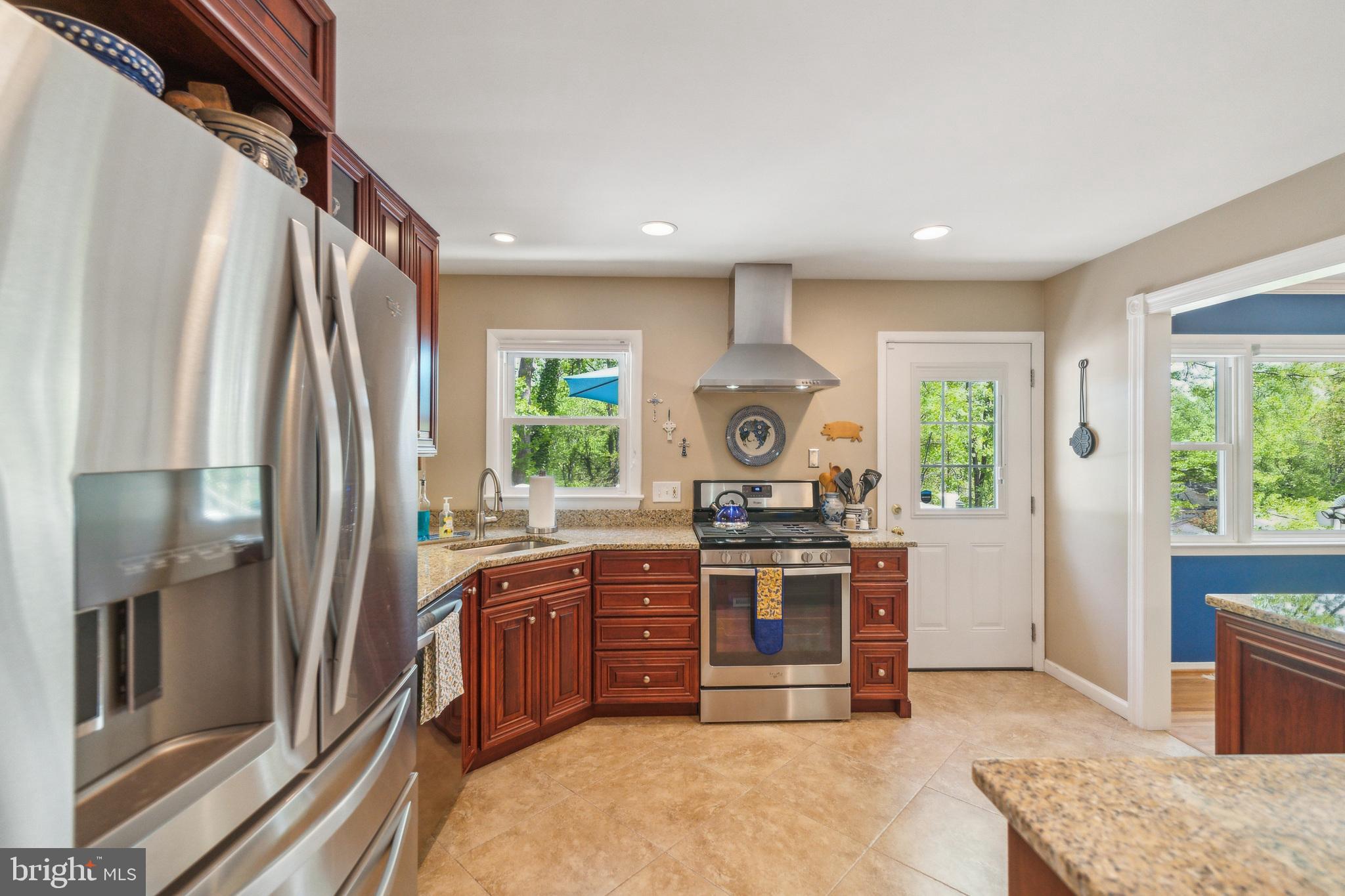 ROLLING VALLEY - Residential