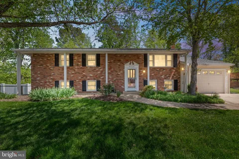 6919 Gillings Road, Springfield, VA MLS: VAFX2231972