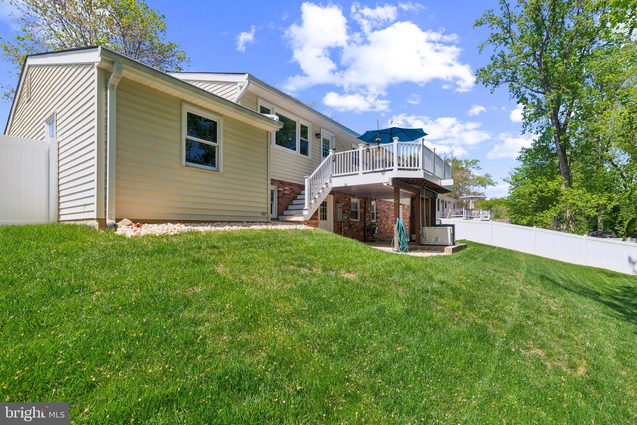 ROLLING VALLEY - Residential