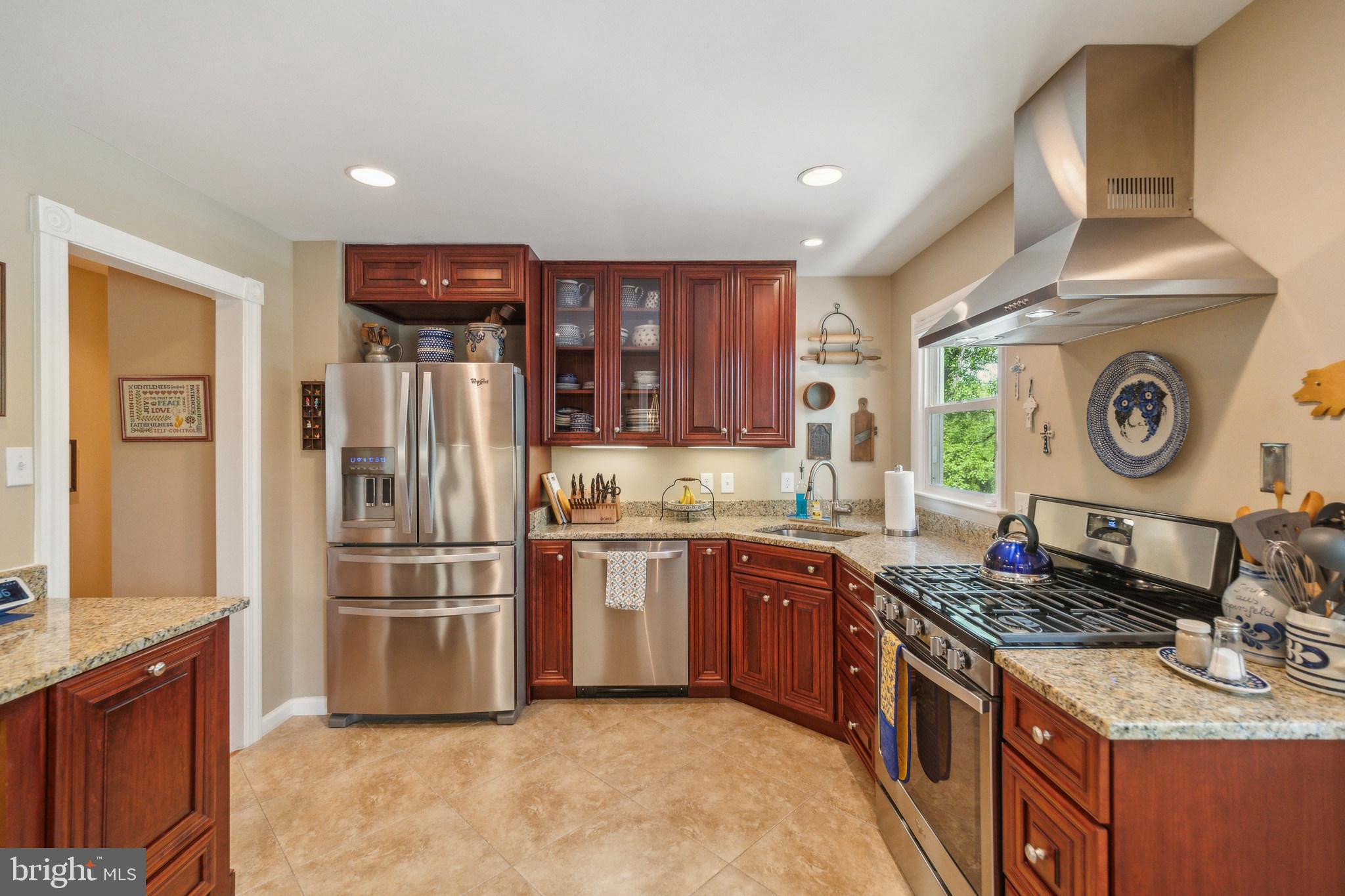 ROLLING VALLEY - Residential