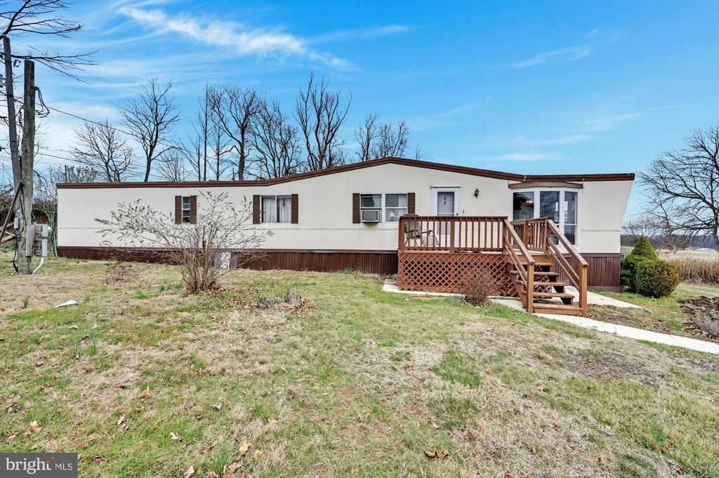Photo of 5 VALLEY RUN DR, CHRISTIANA, PA 17509 (MLS # PALA2031856)
