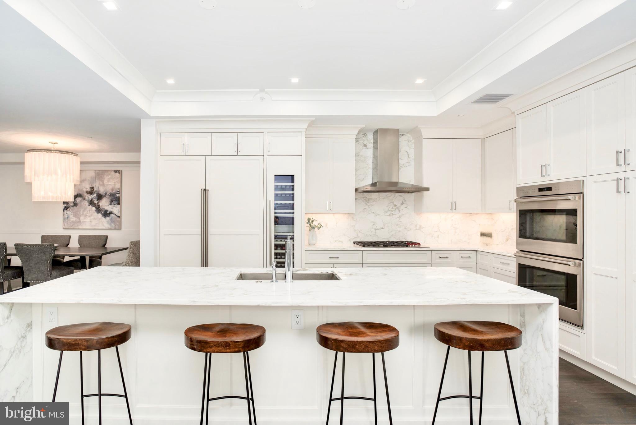 THE LAUREN - Residential