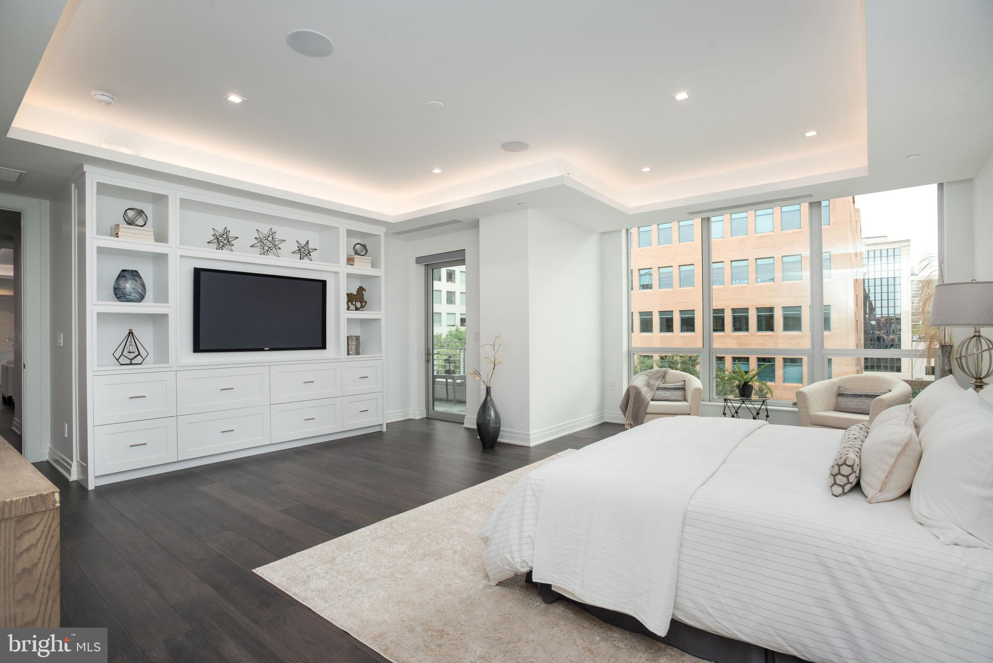 THE LAUREN - Residential