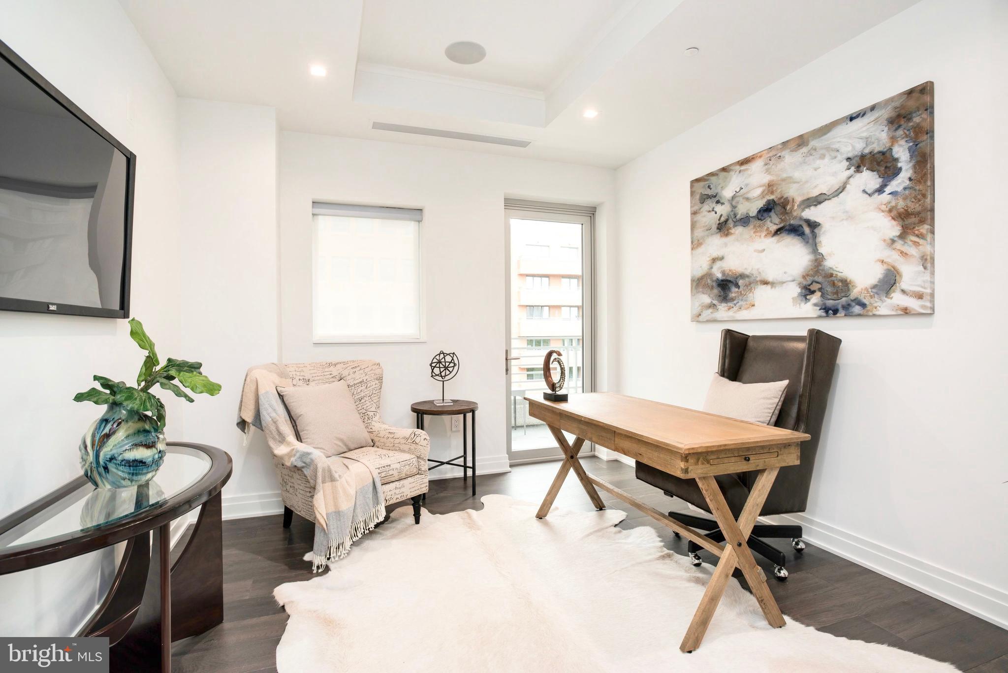 THE LAUREN - Residential