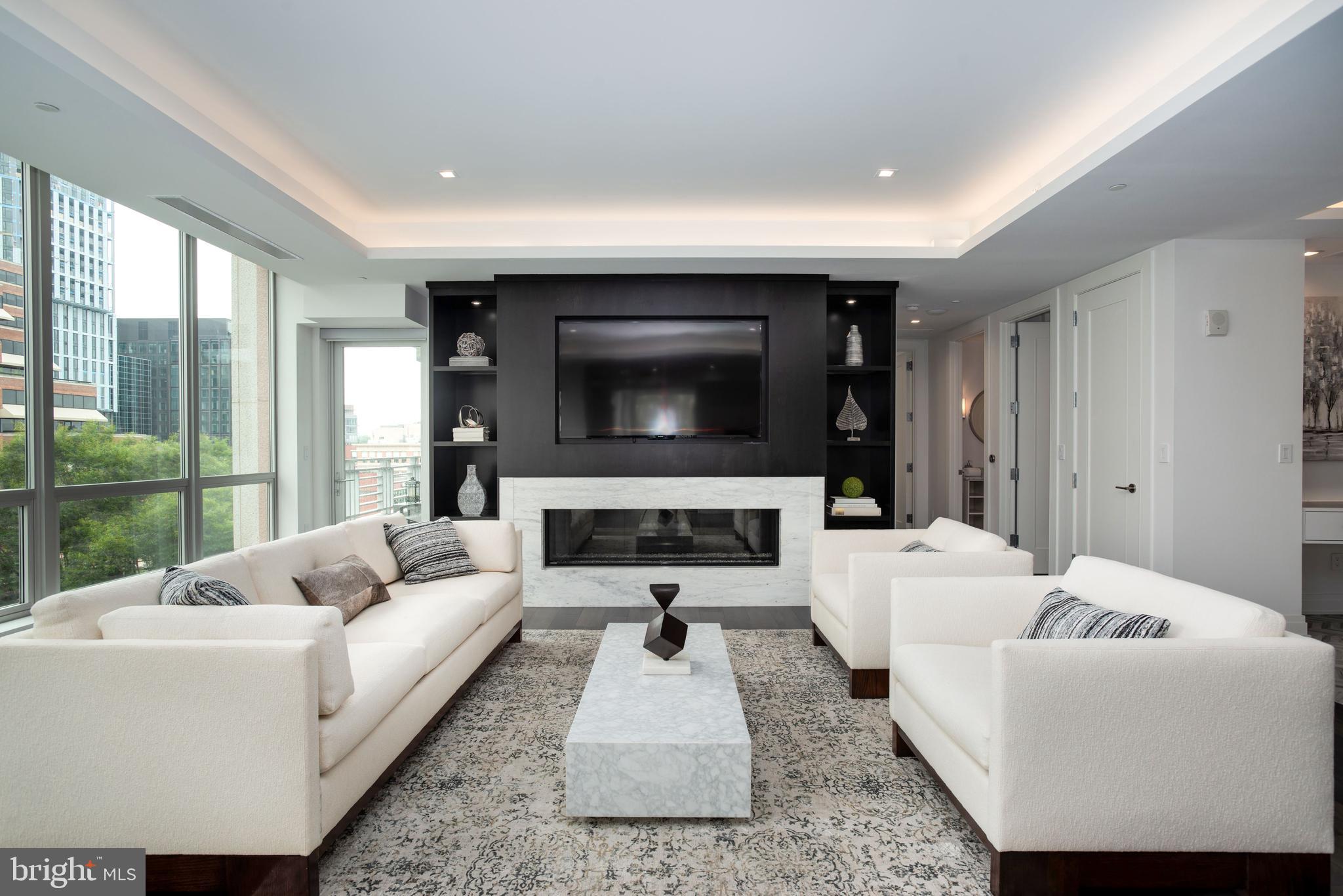 THE LAUREN - Residential