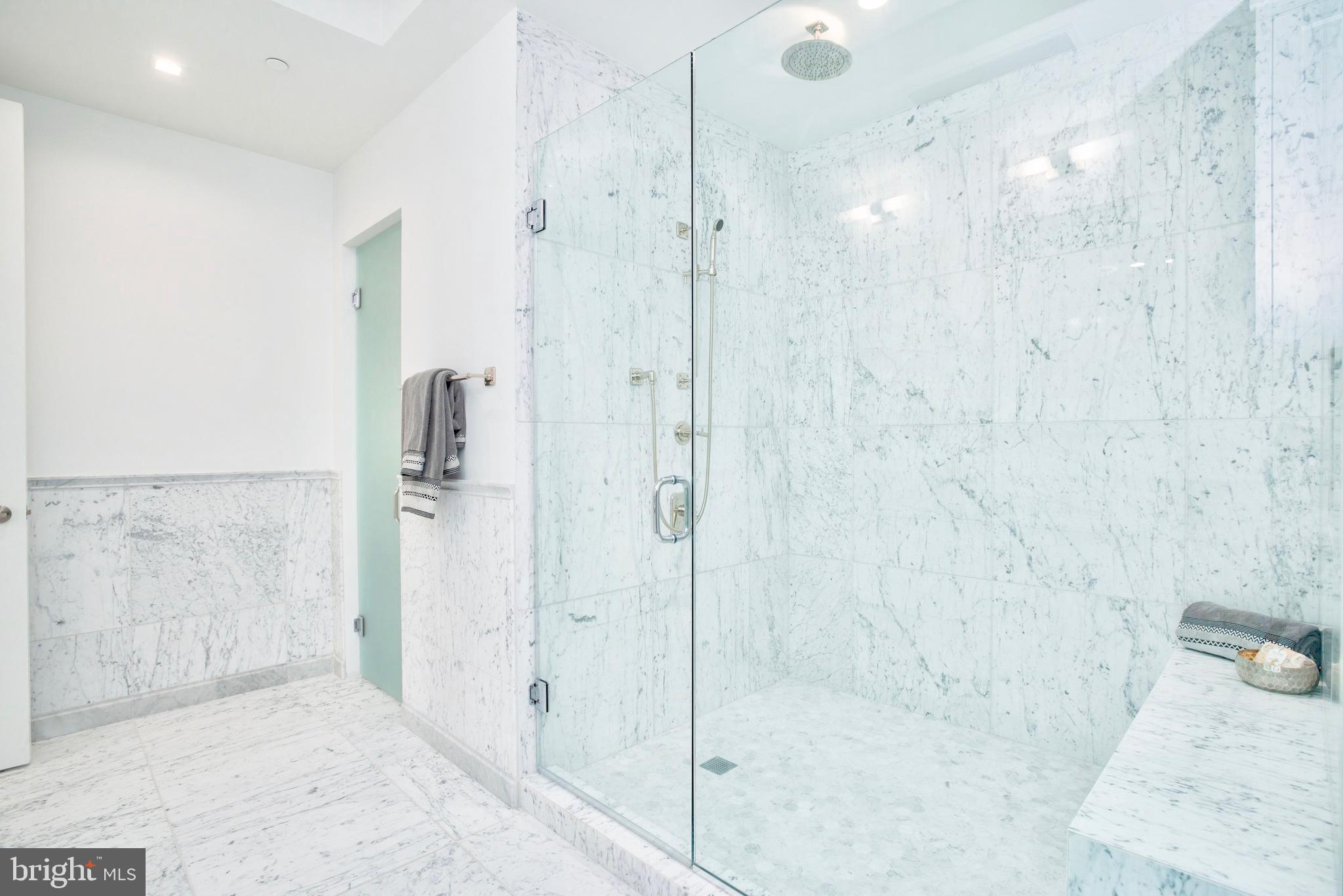 THE LAUREN - Residential