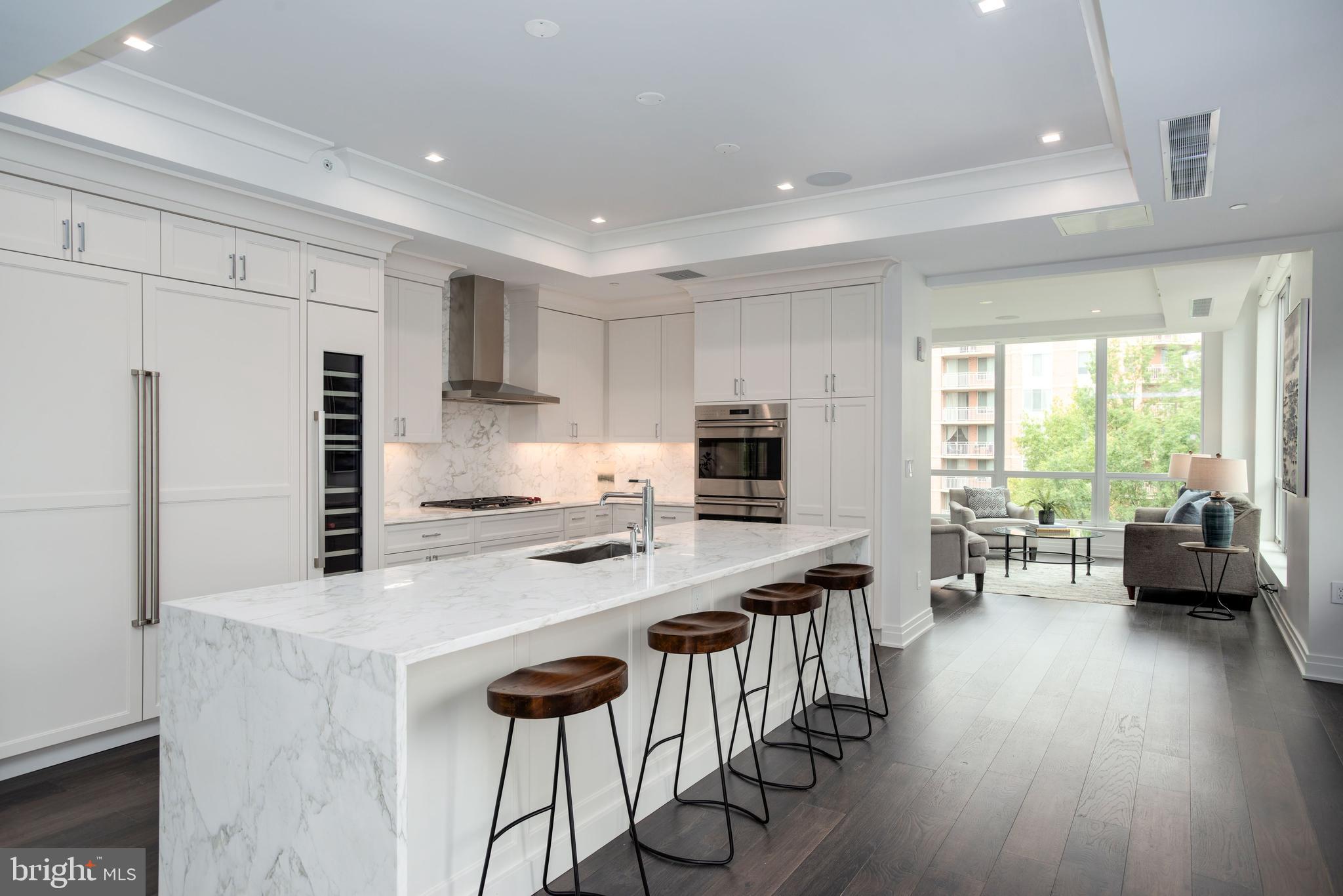 THE LAUREN - Residential