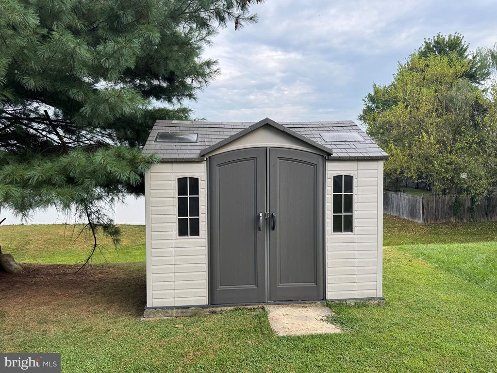 Photo of 1606 Condor Lane, DOVER, PA 17315 (MLS # PAYK2094390)