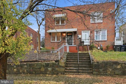 742 CONGRESS STREET SE WASHINGTON DC 20032