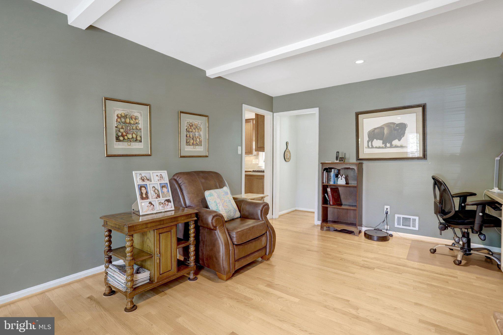 WEST SPRINGFIELD - Residential