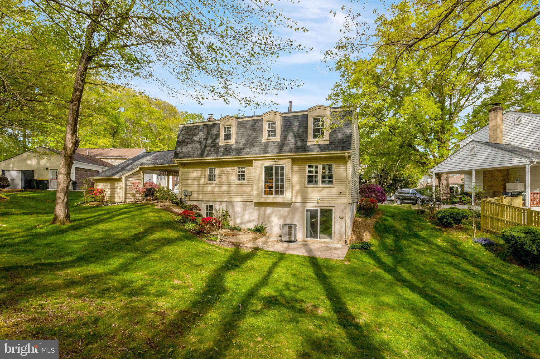 WEST SPRINGFIELD - Residential