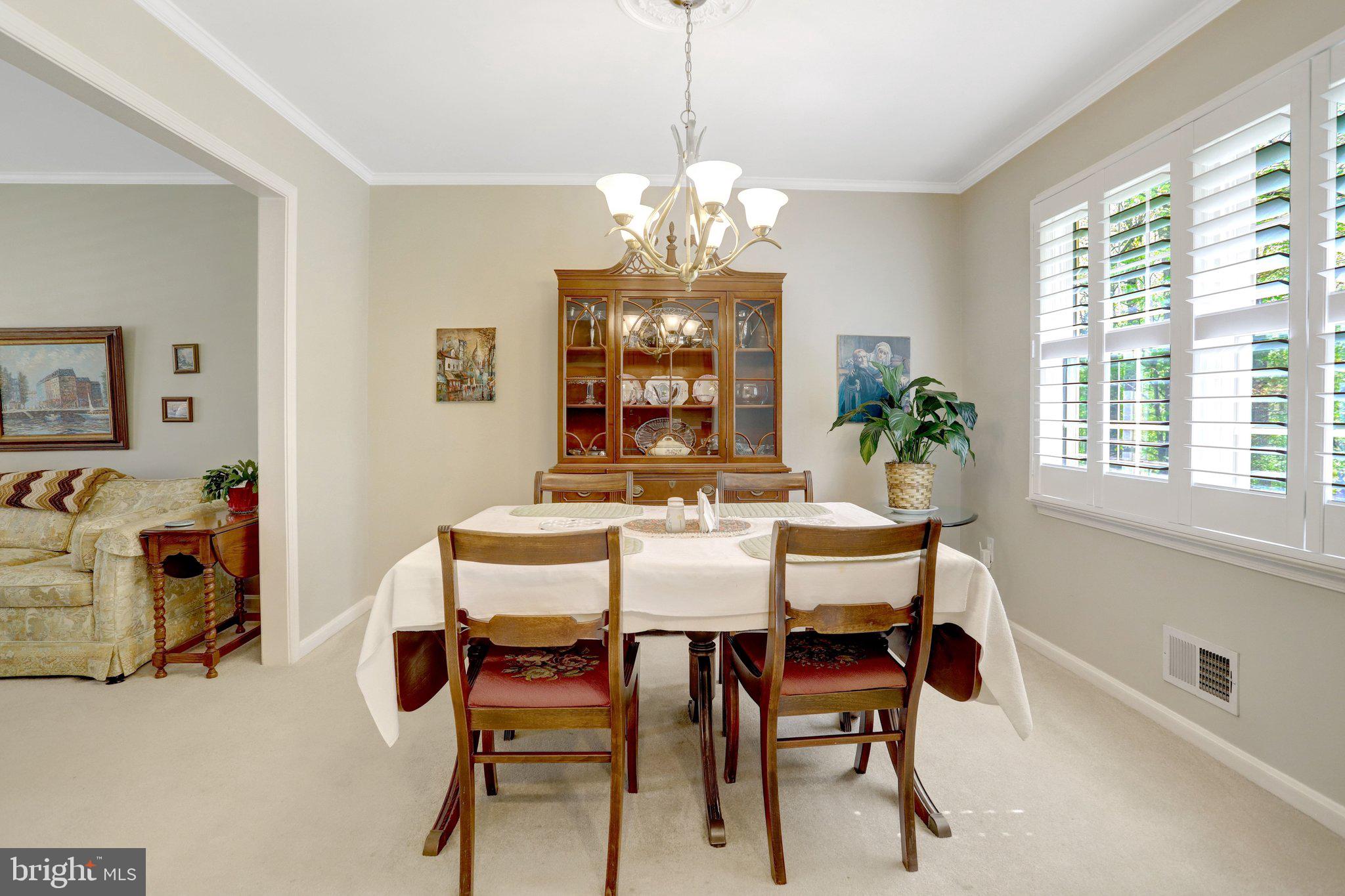 WEST SPRINGFIELD - Residential