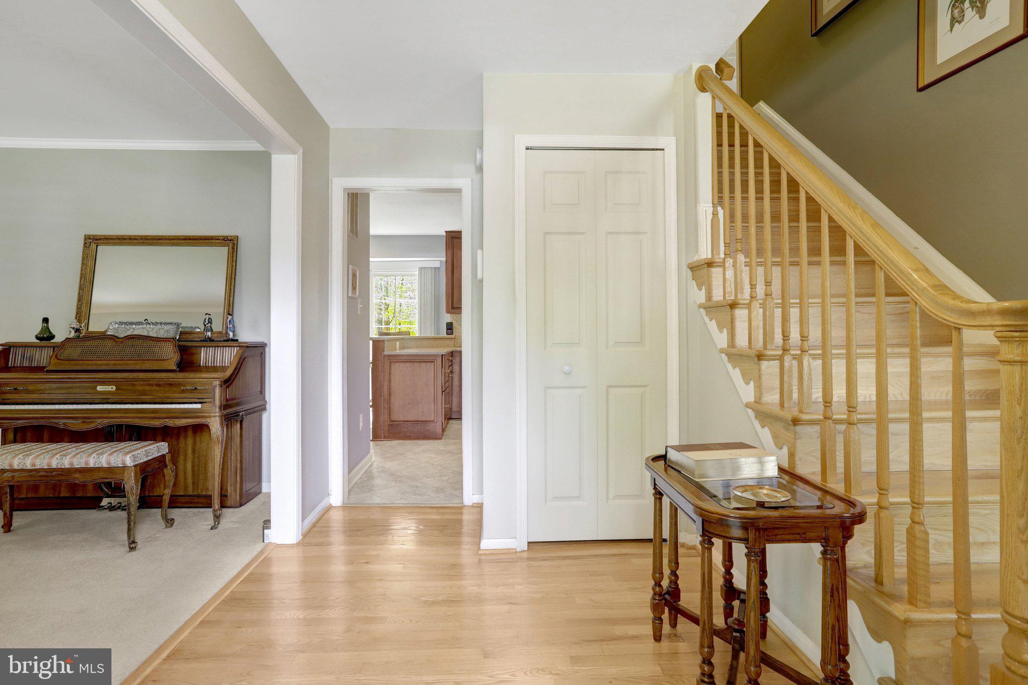 WEST SPRINGFIELD - Residential