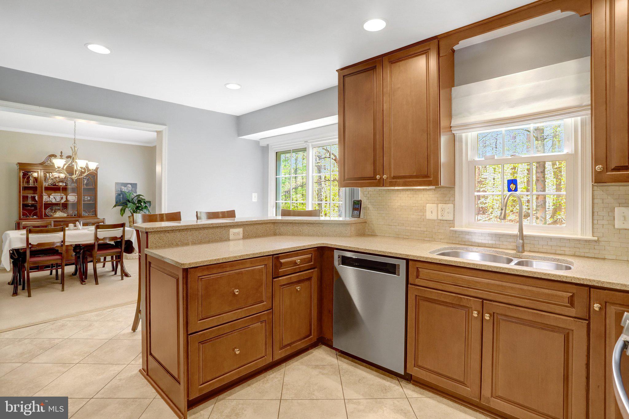 WEST SPRINGFIELD - Residential