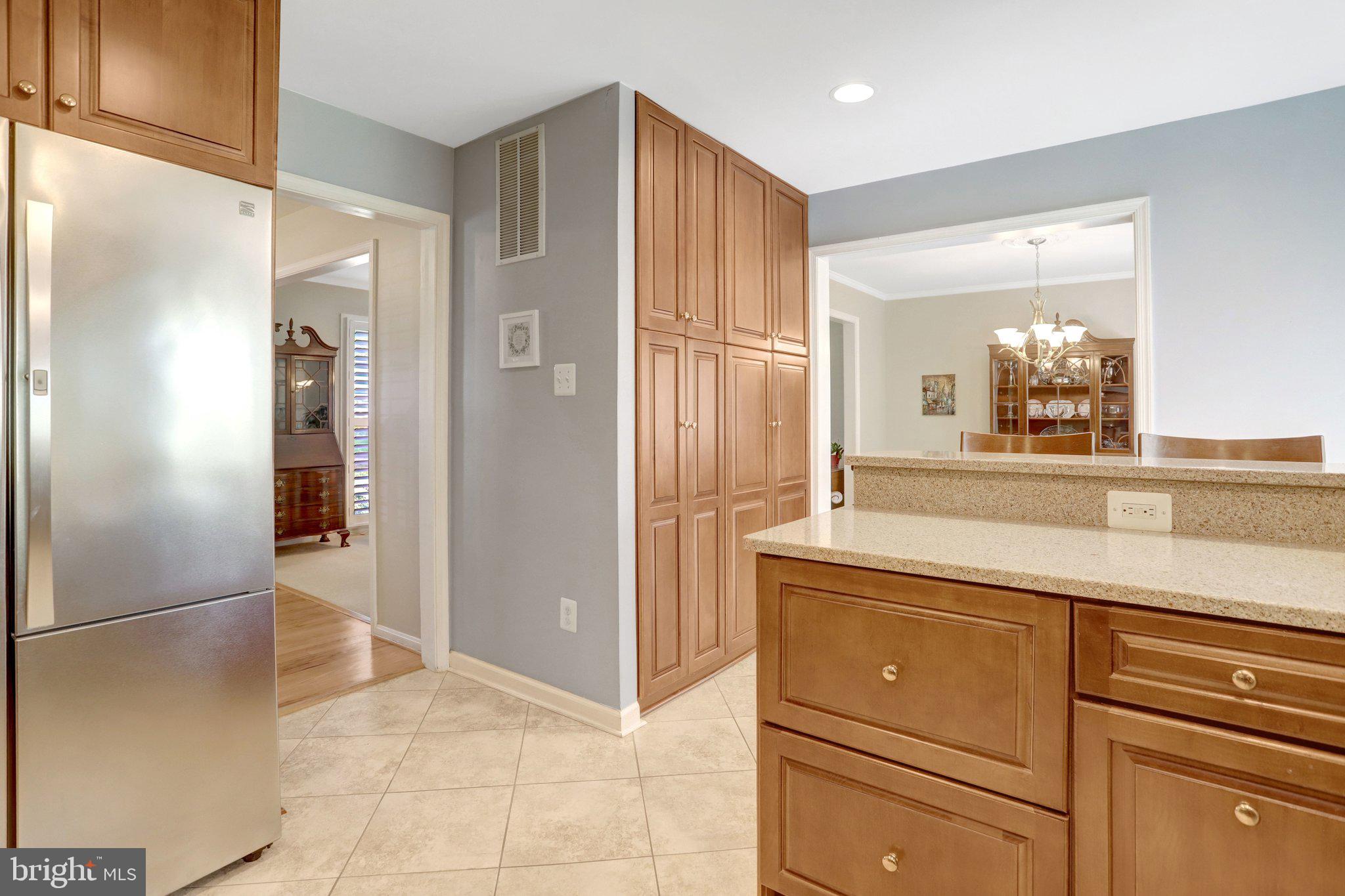 WEST SPRINGFIELD - Residential