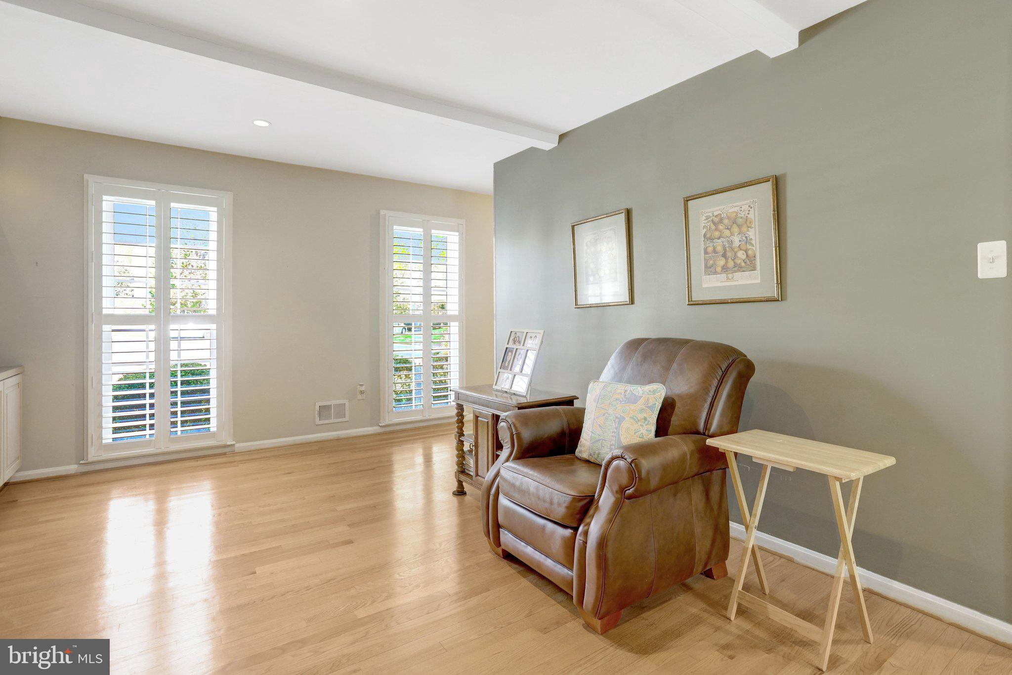 WEST SPRINGFIELD - Residential