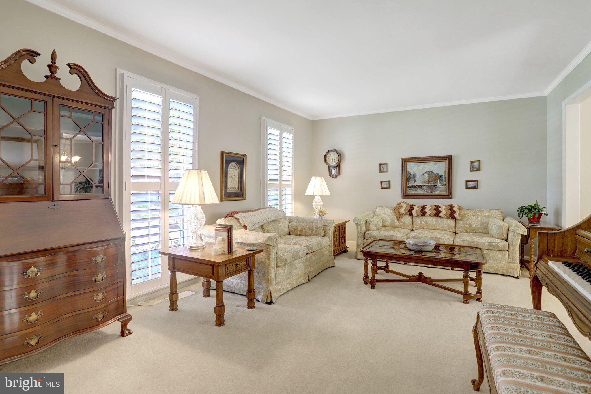 WEST SPRINGFIELD - Residential