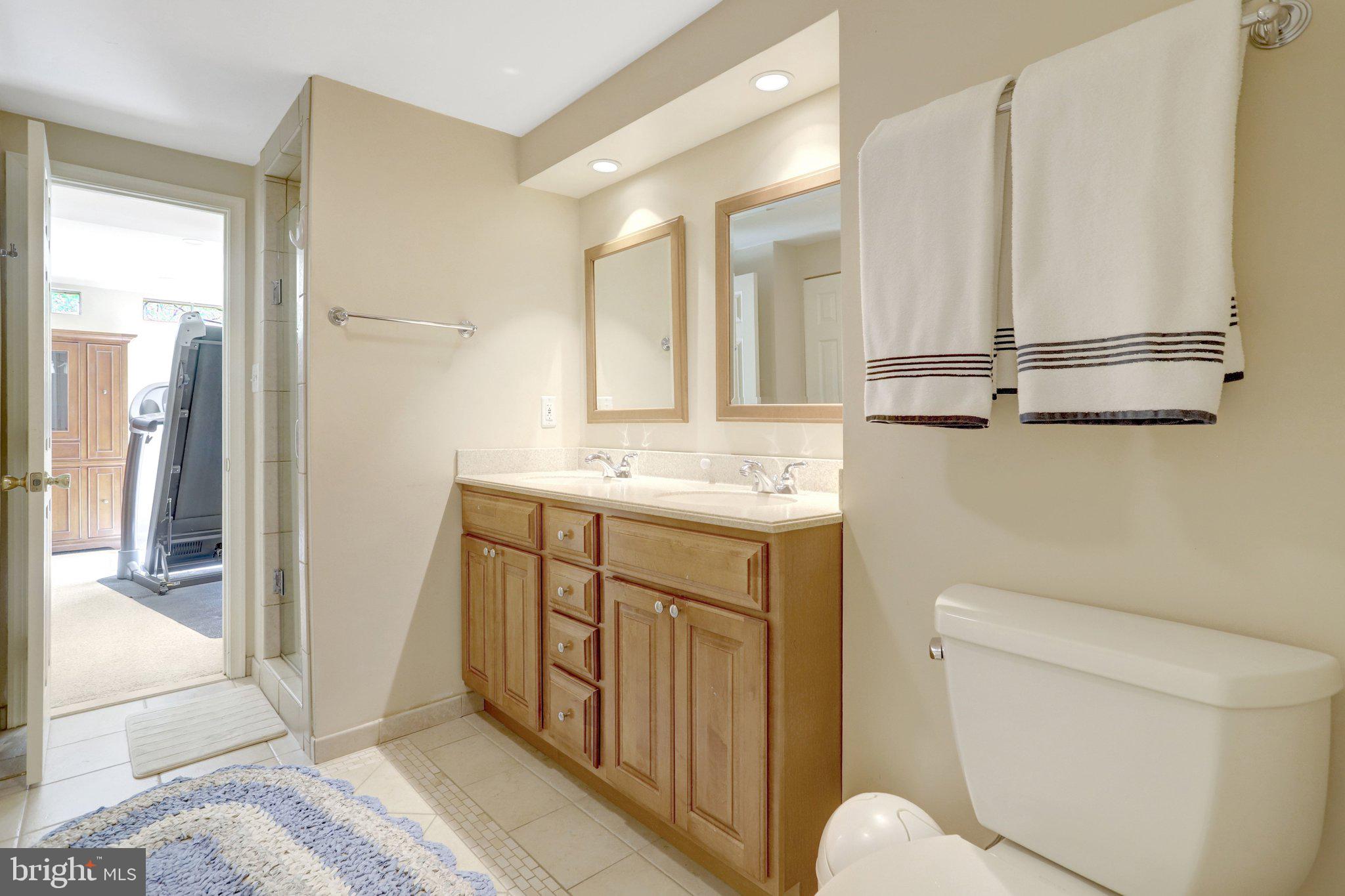 WEST SPRINGFIELD - Residential