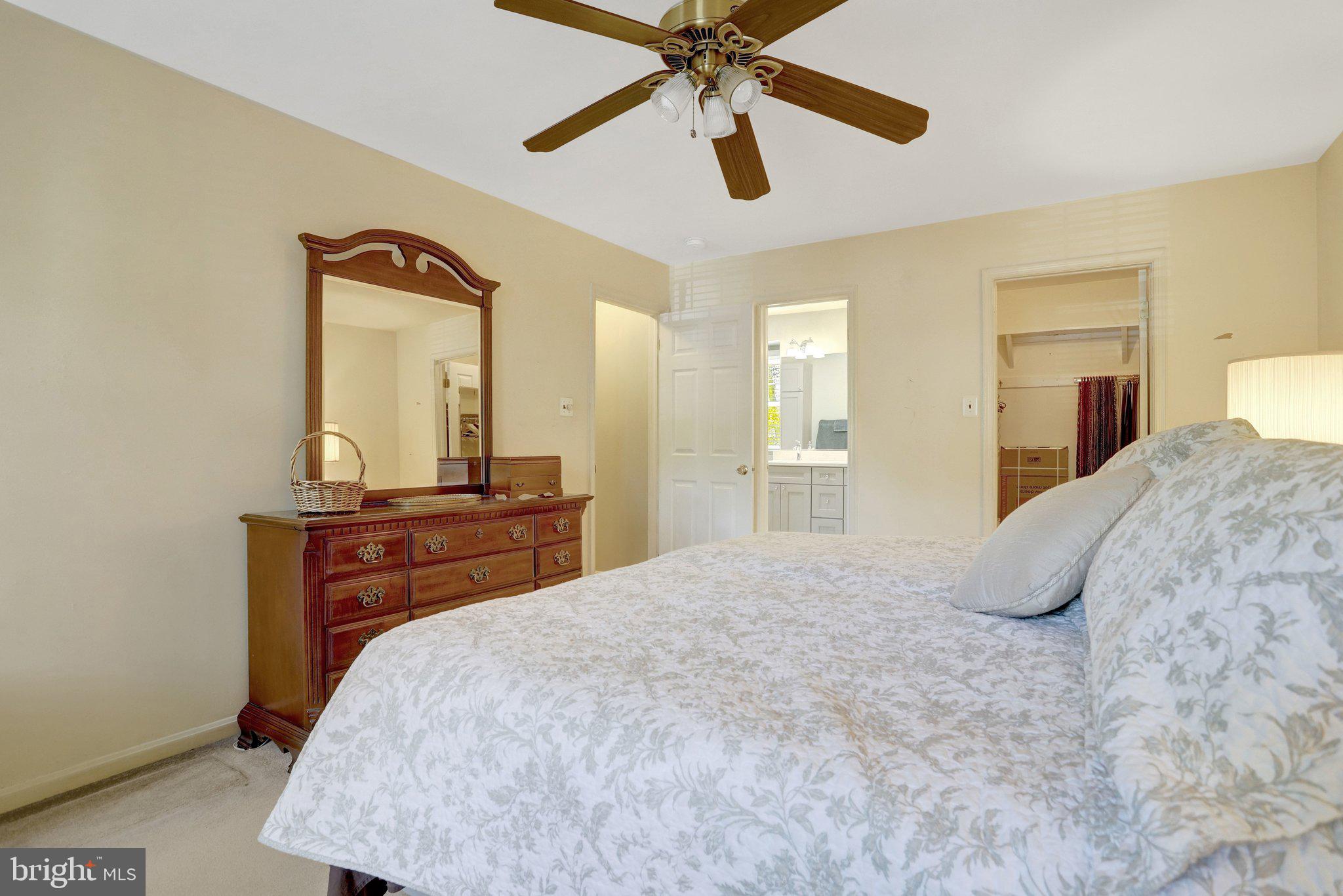 WEST SPRINGFIELD - Residential