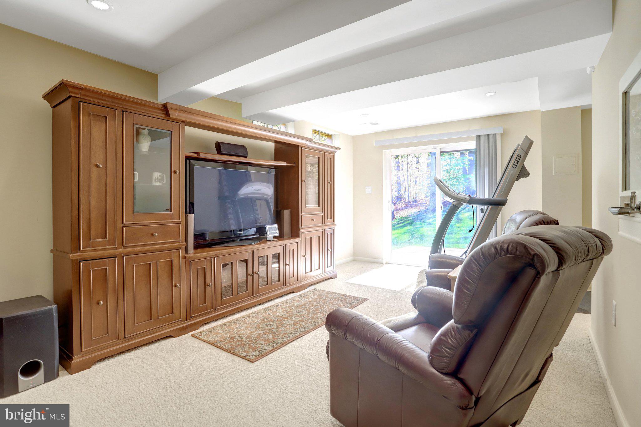 WEST SPRINGFIELD - Residential