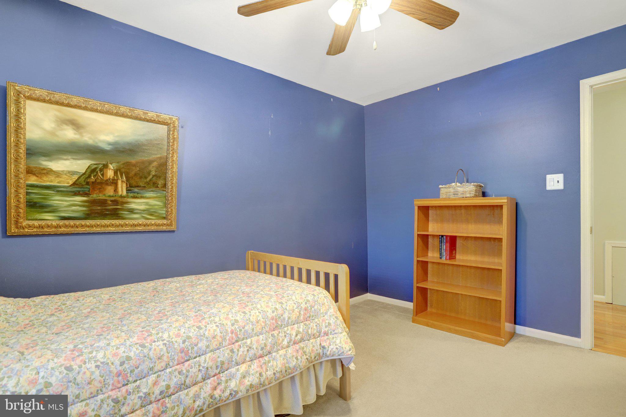 WEST SPRINGFIELD - Residential