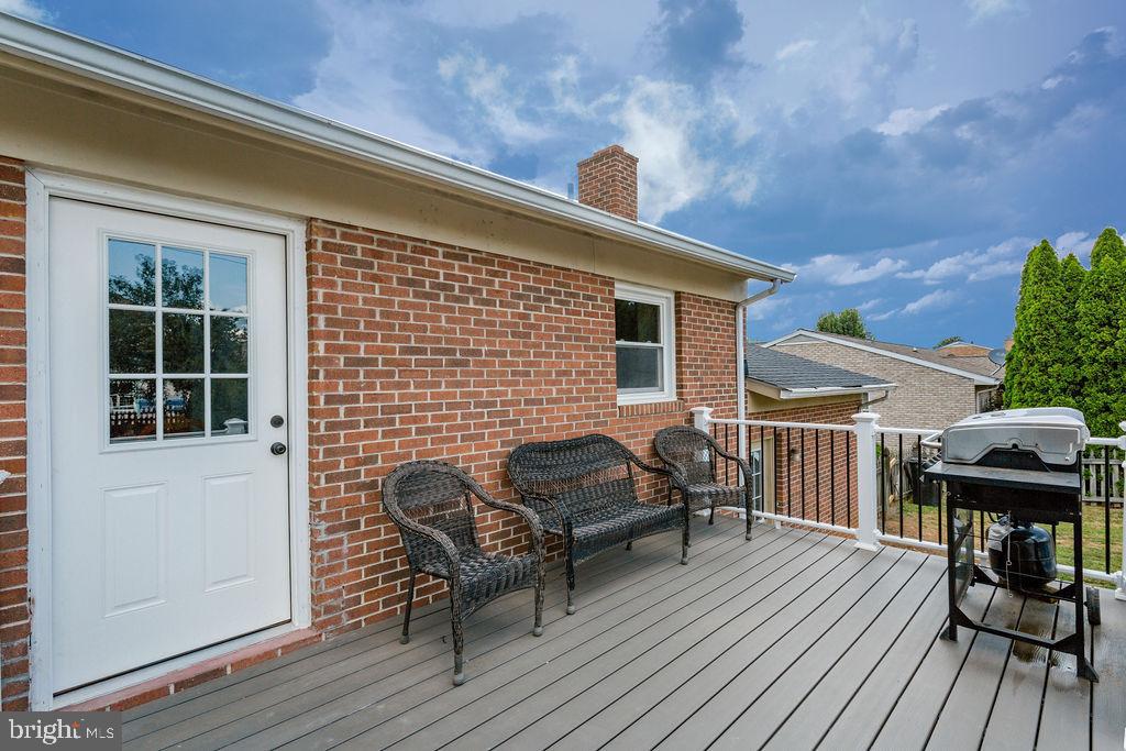 POTOMAC MANOR - Residential