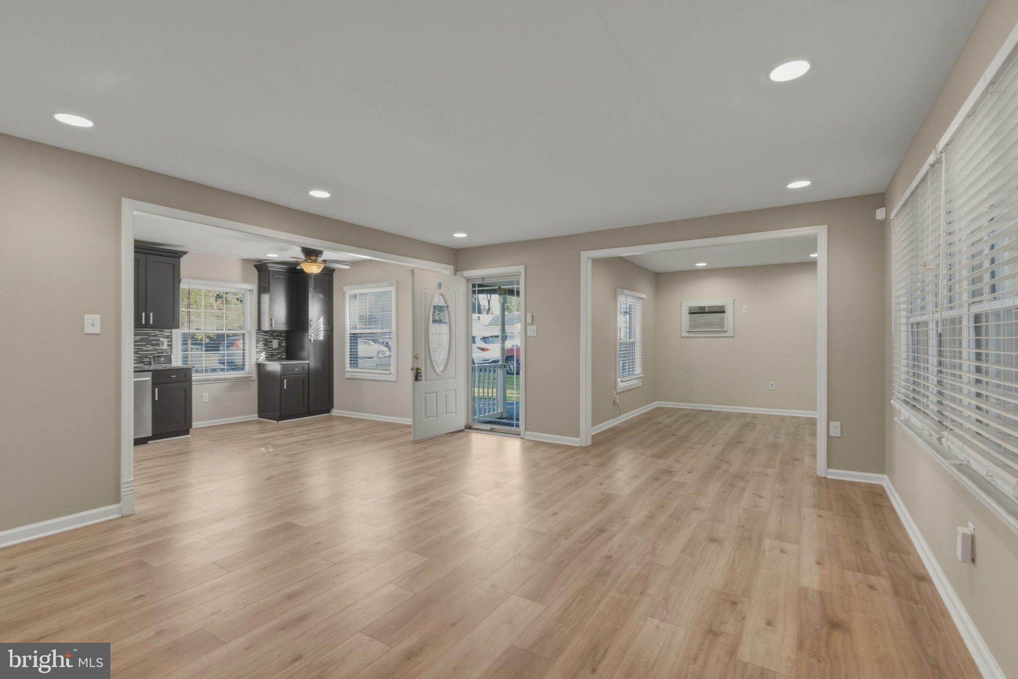 8 SEDGWICK LANE