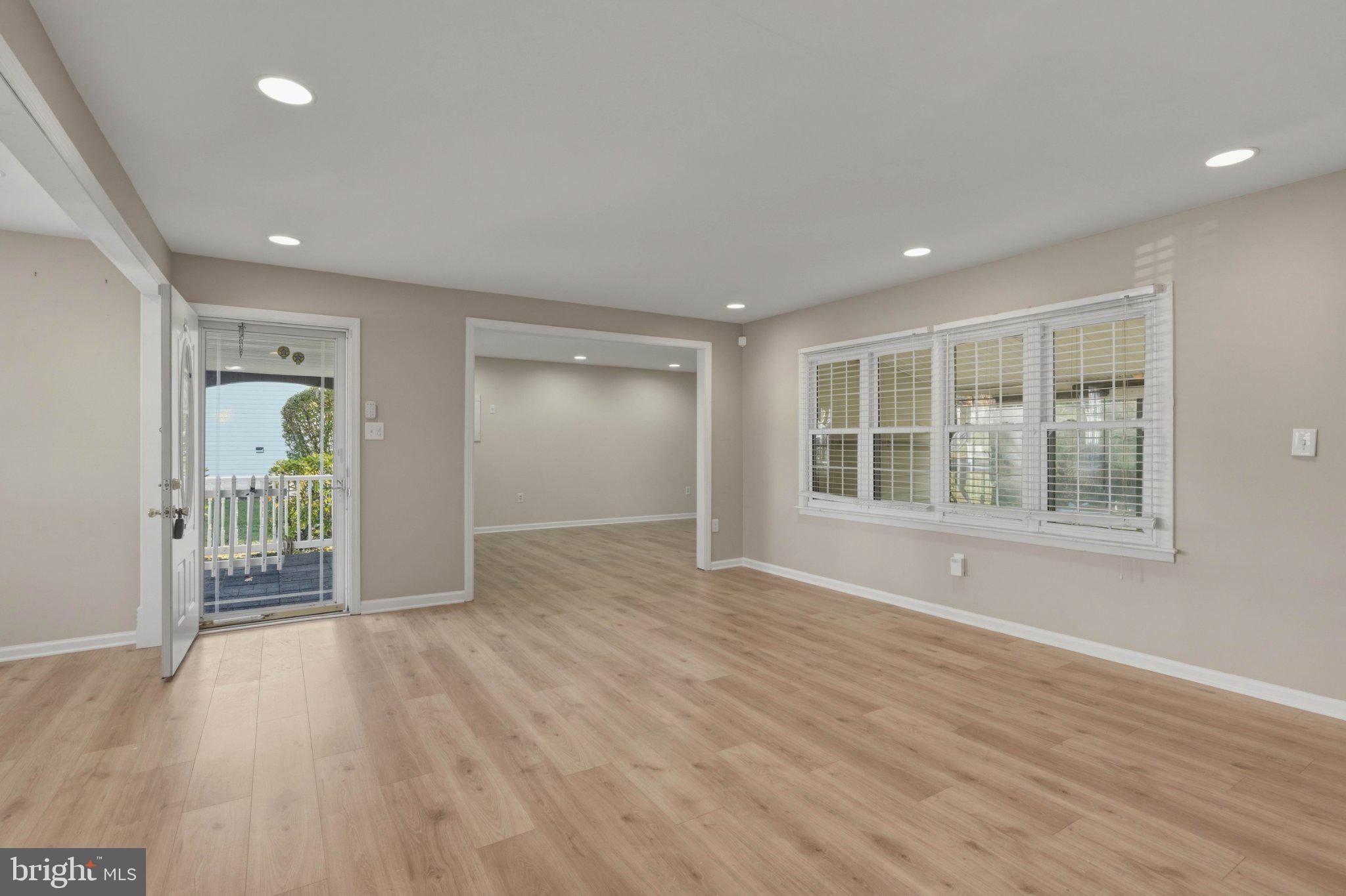 8 SEDGWICK LANE