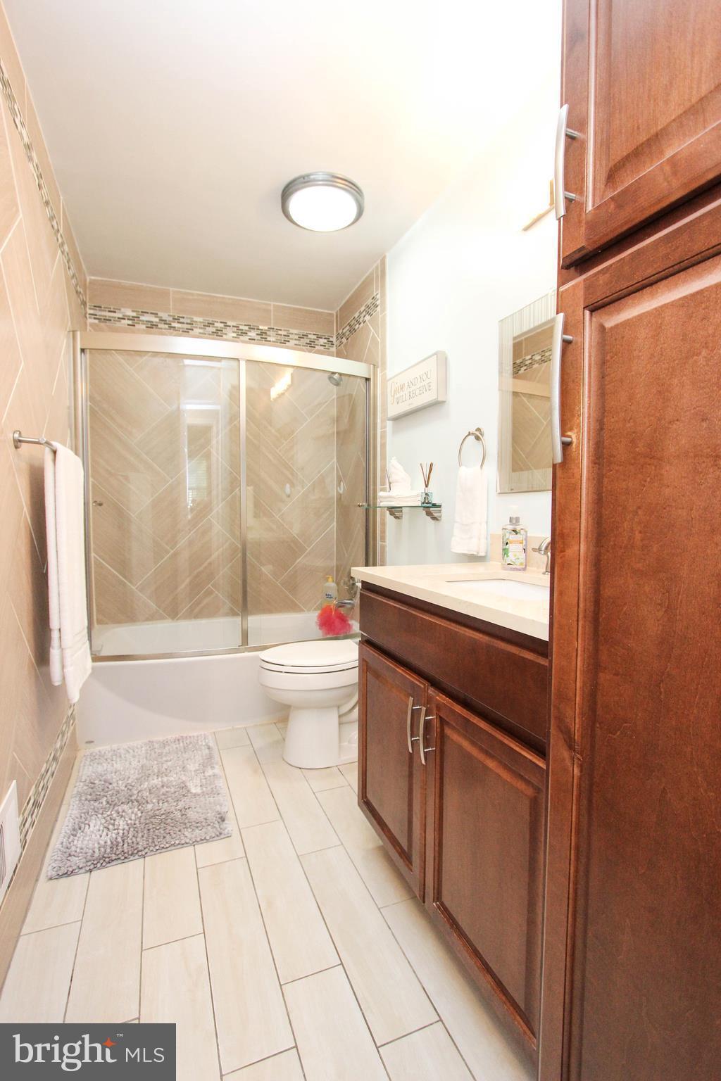 DALE CITY - Residential