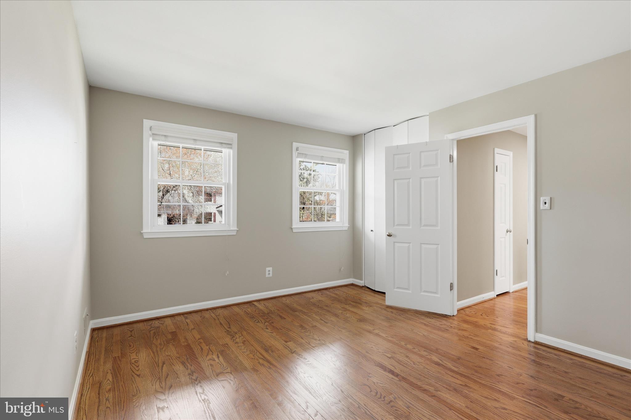 MC LEAN HAMLET - Residential