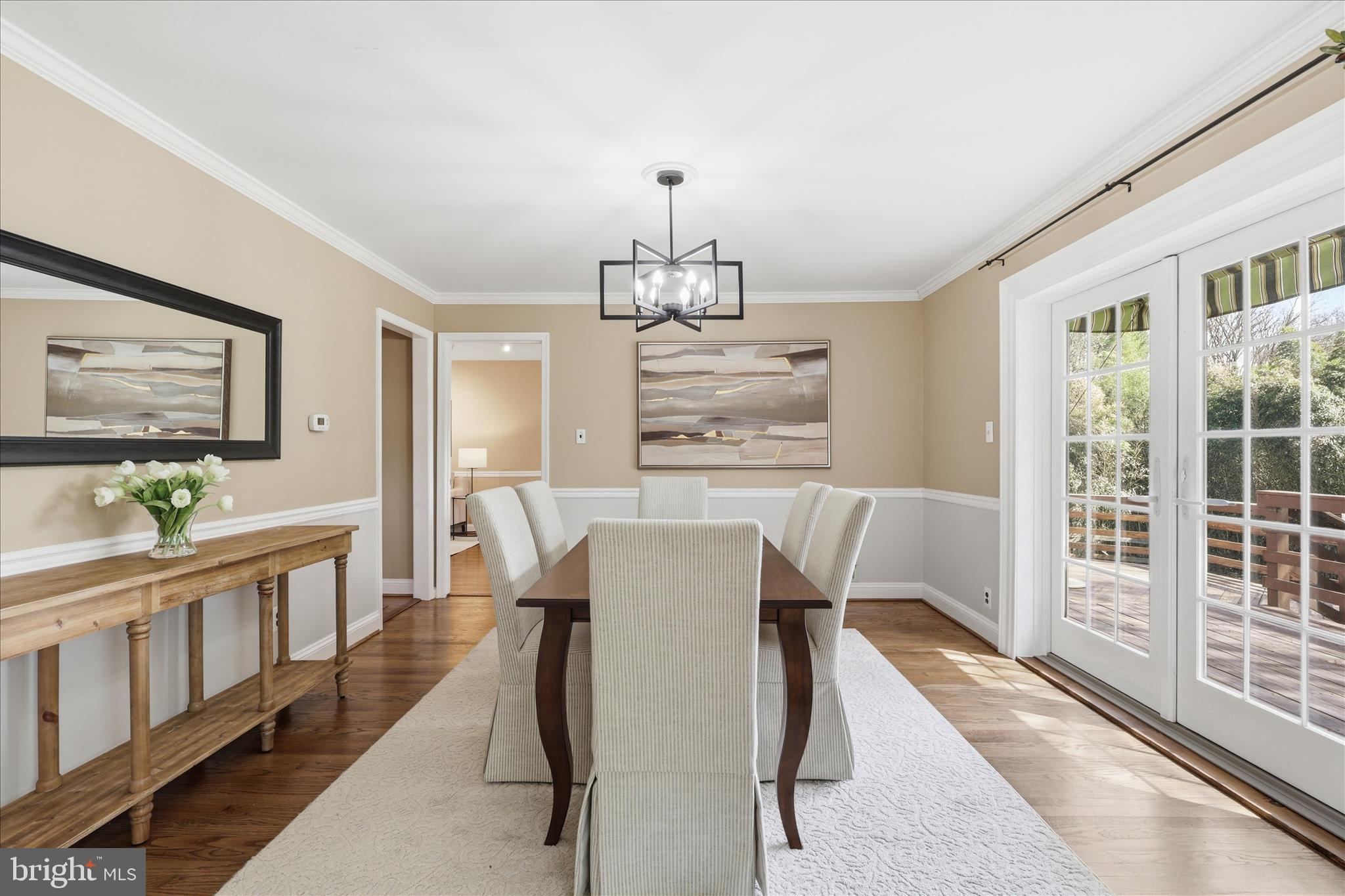 MC LEAN HAMLET - Residential