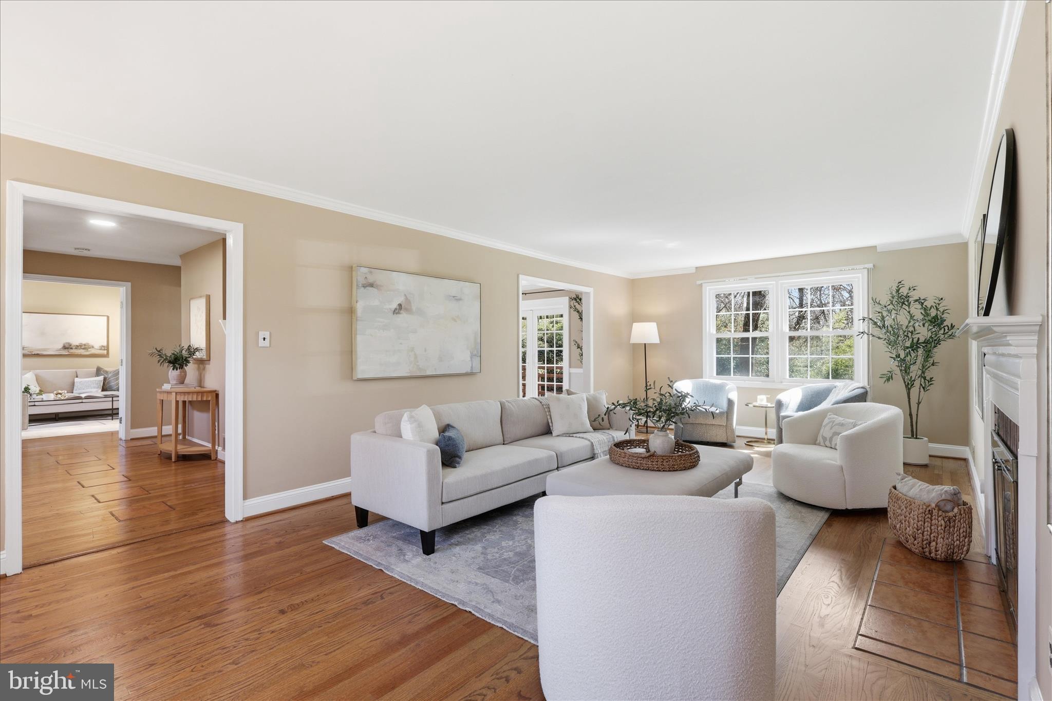 MC LEAN HAMLET - Residential