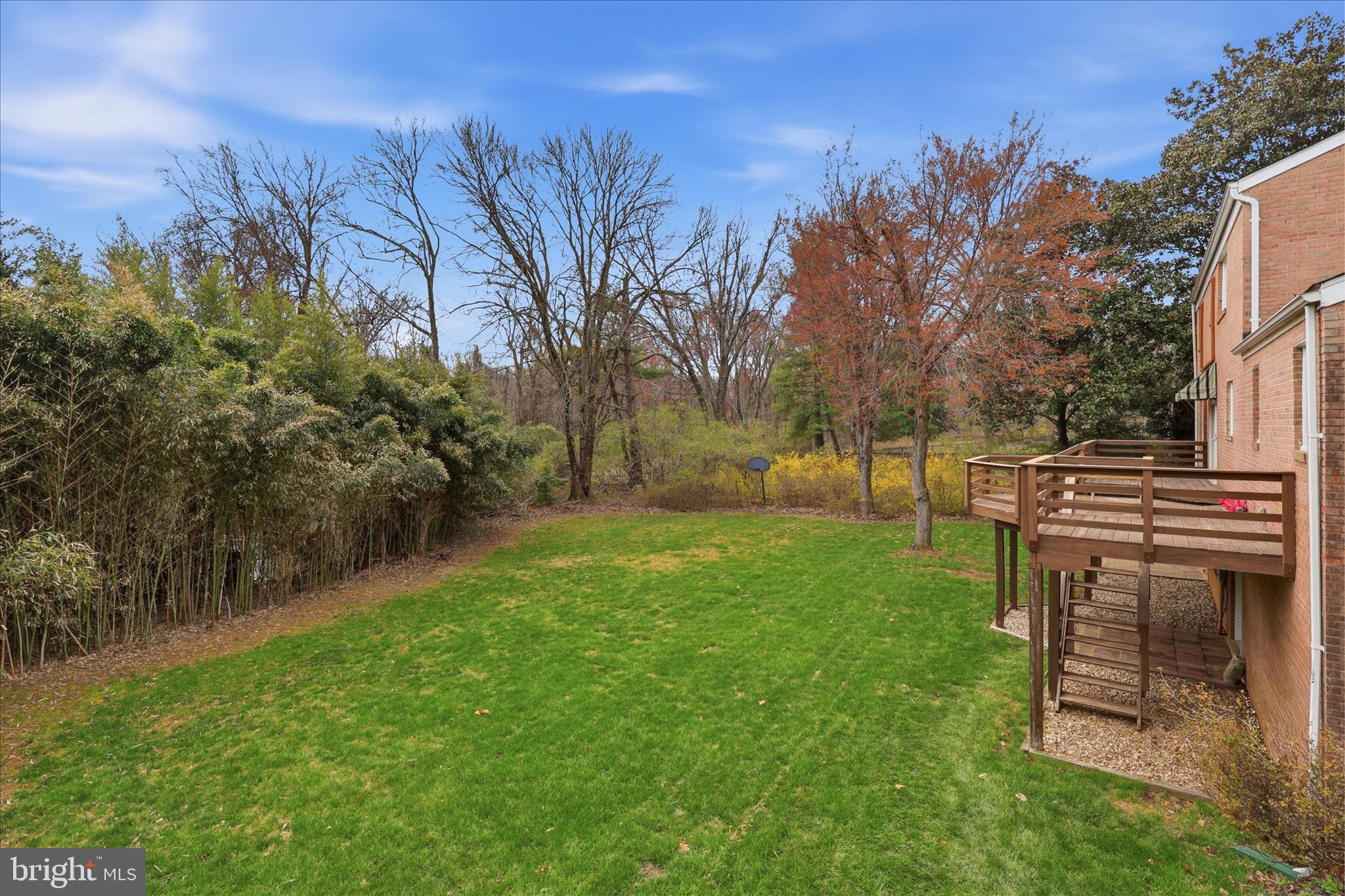 MC LEAN HAMLET - Residential