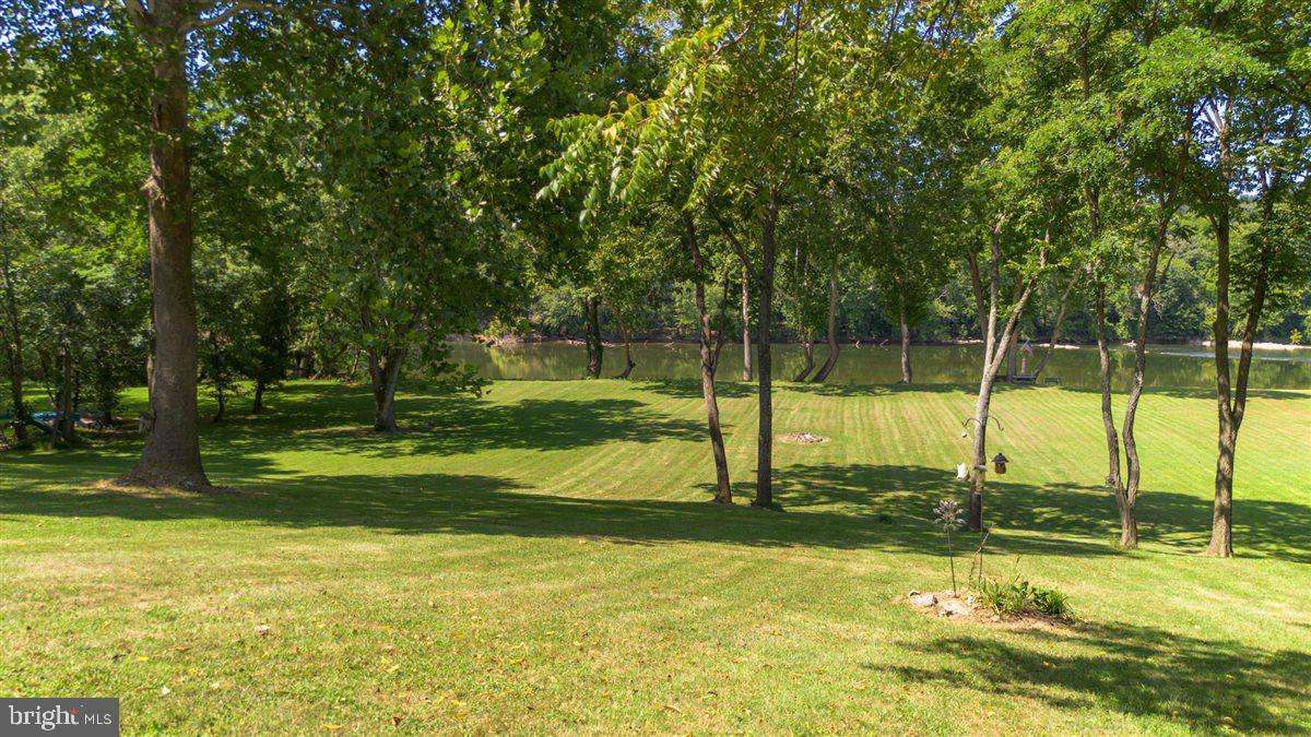 RIVERSIDE - Residential