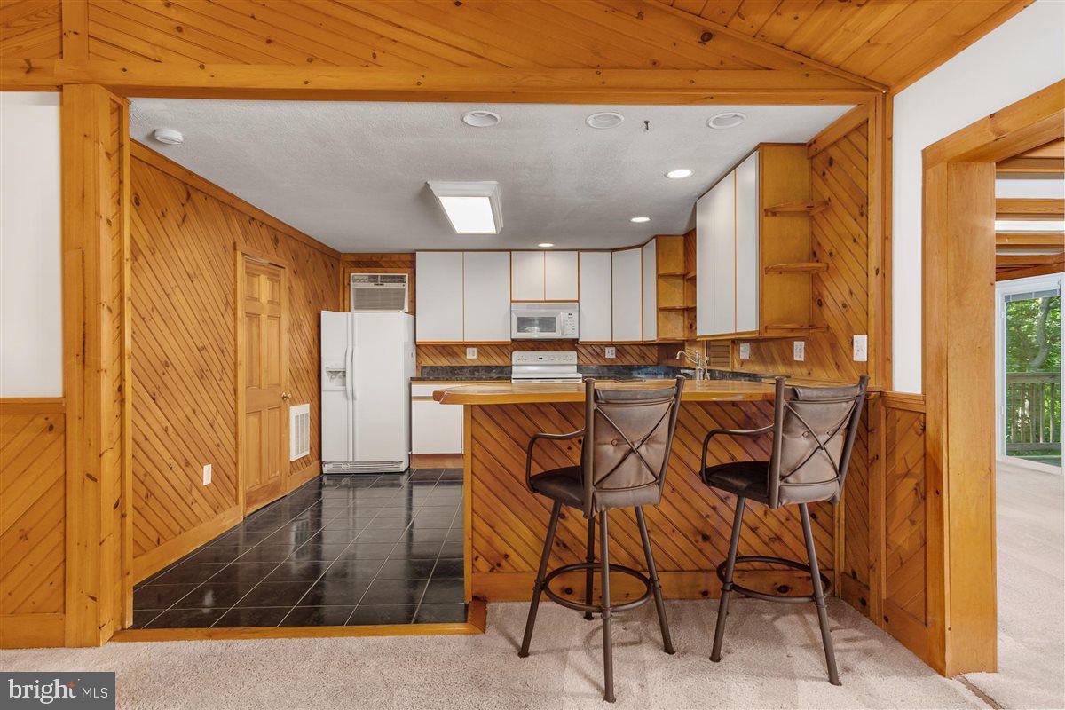 RIVERSIDE - Residential