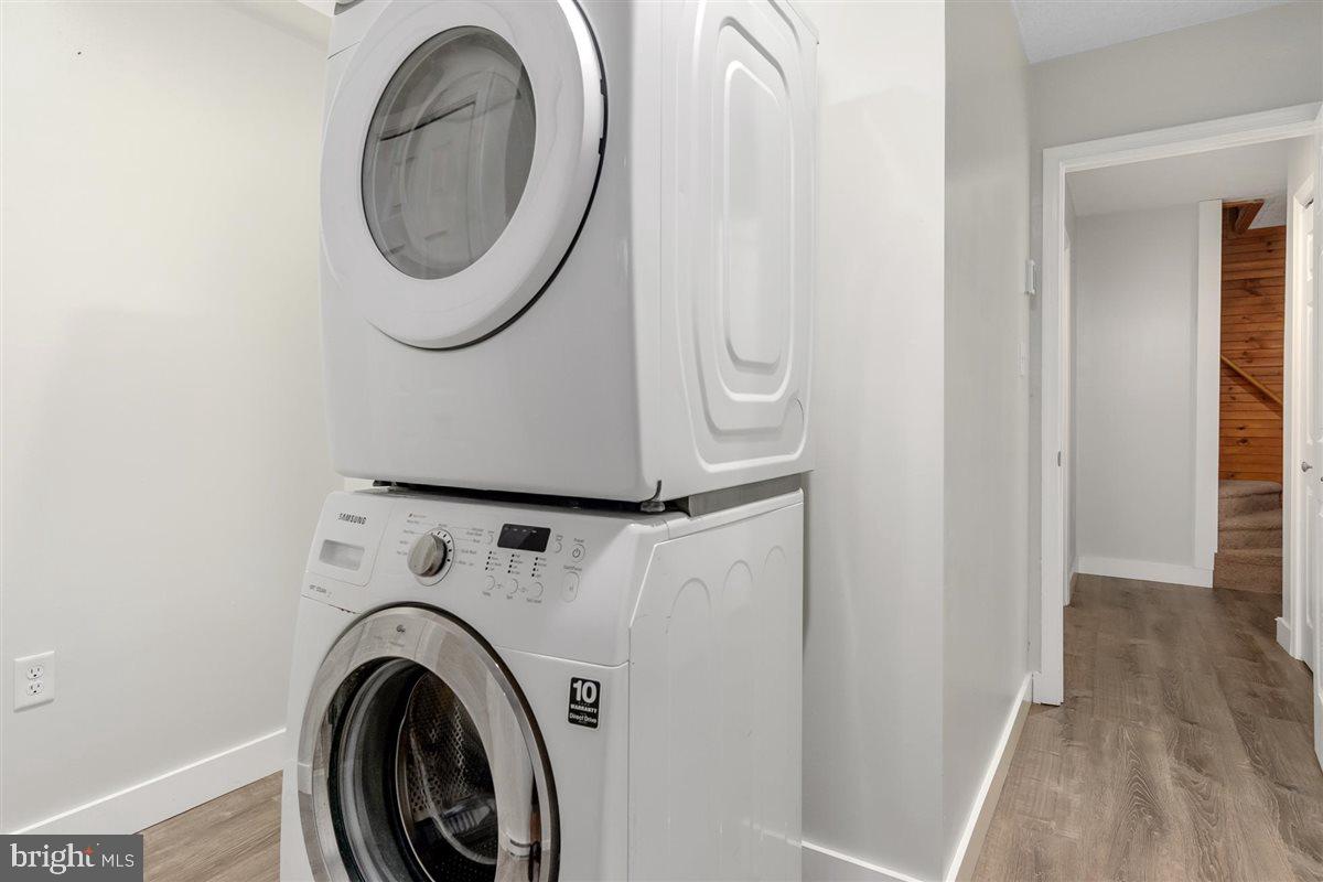 RIVERSIDE - Residential