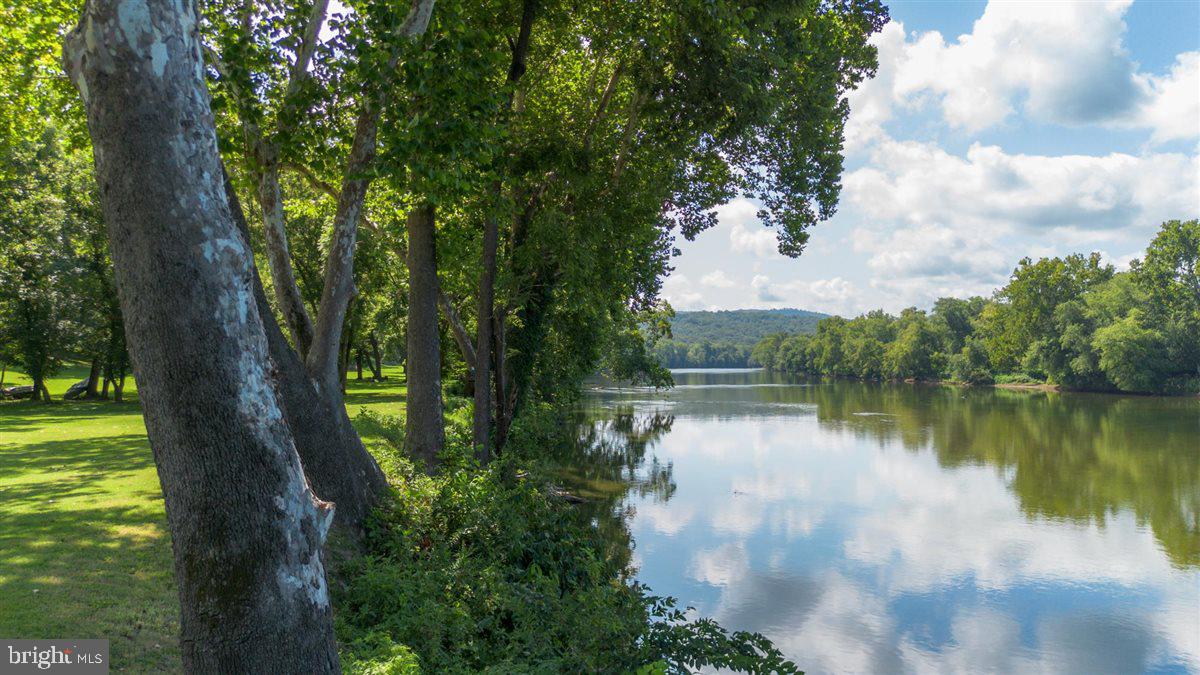 RIVERSIDE - Residential