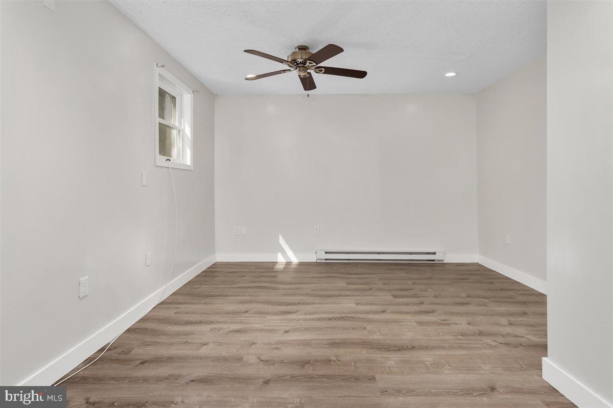 RIVERSIDE - Residential