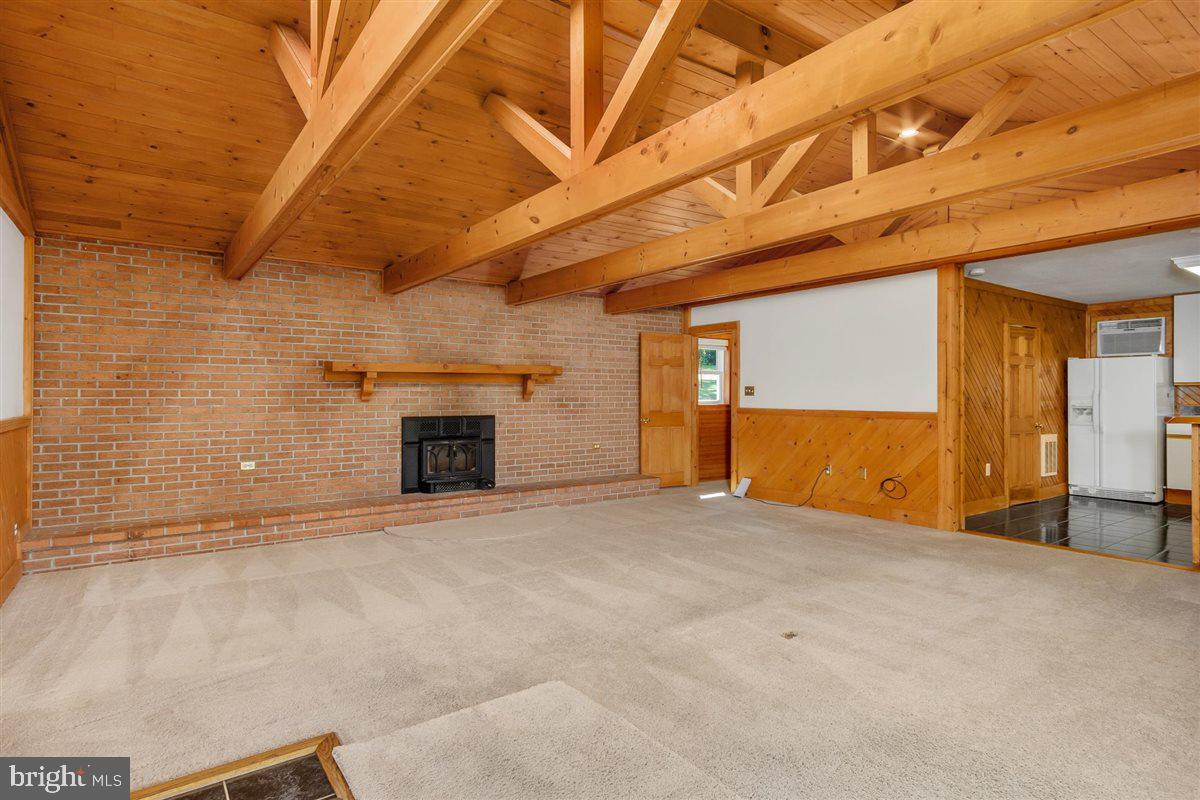 RIVERSIDE - Residential