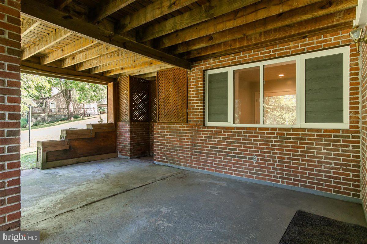 RIVERSIDE - Residential