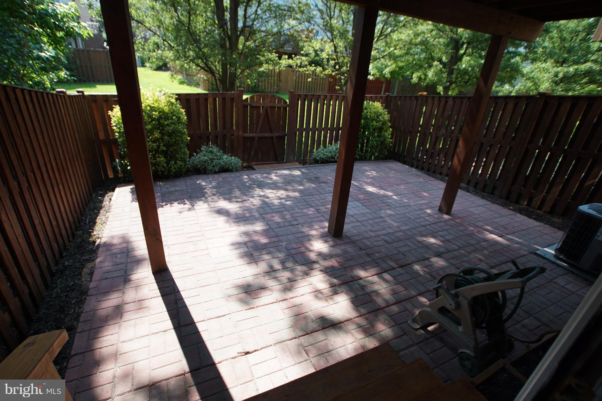 MADRILLON SPRINGS - Residential