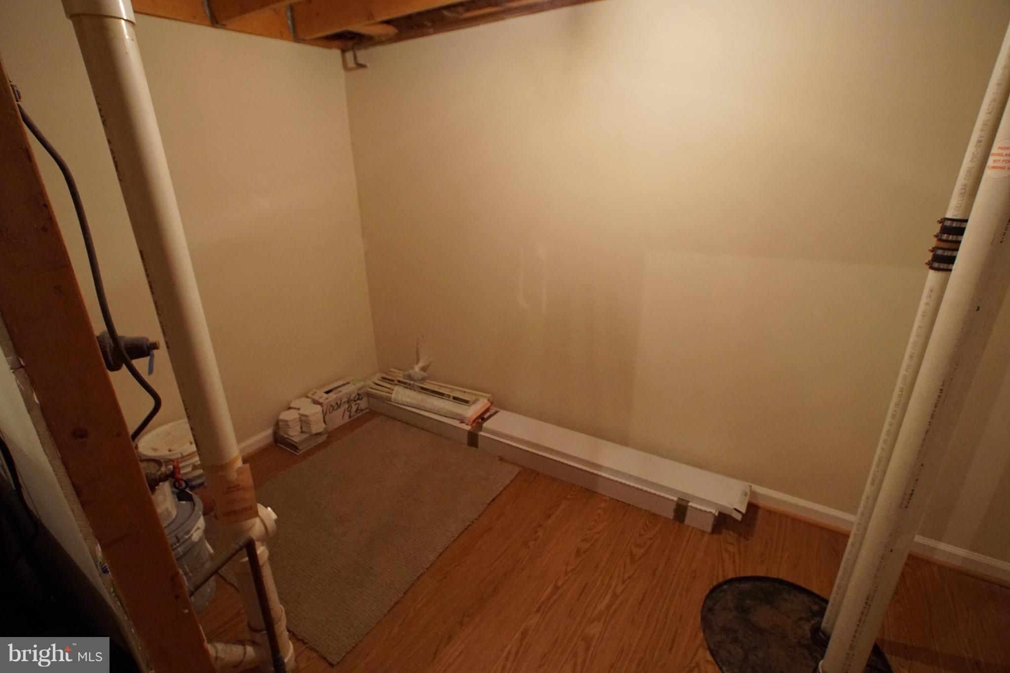 MADRILLON SPRINGS - Residential