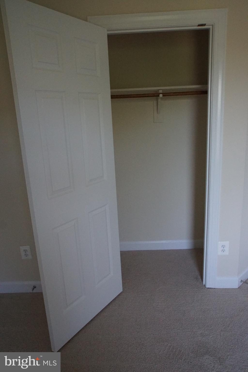 MADRILLON SPRINGS - Residential