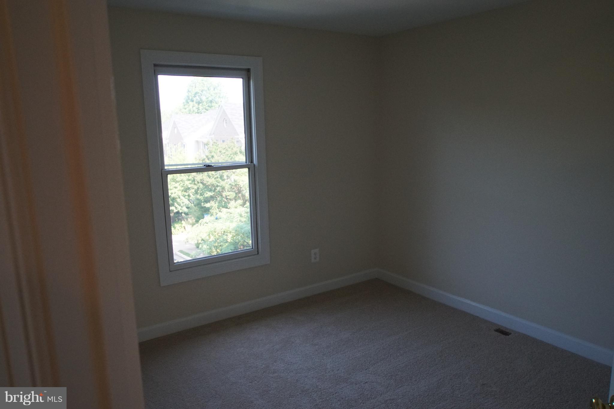 MADRILLON SPRINGS - Residential