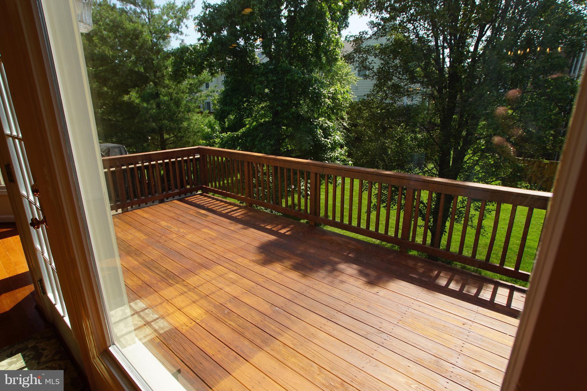 MADRILLON SPRINGS - Residential