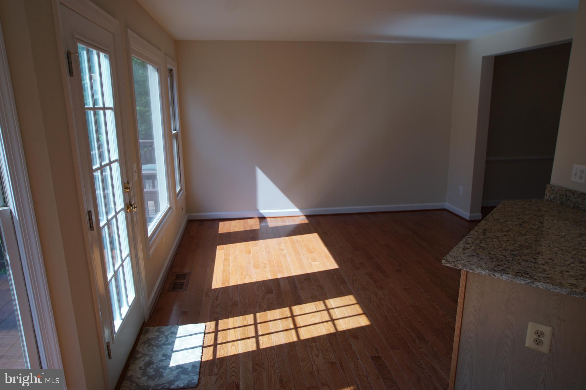 MADRILLON SPRINGS - Residential