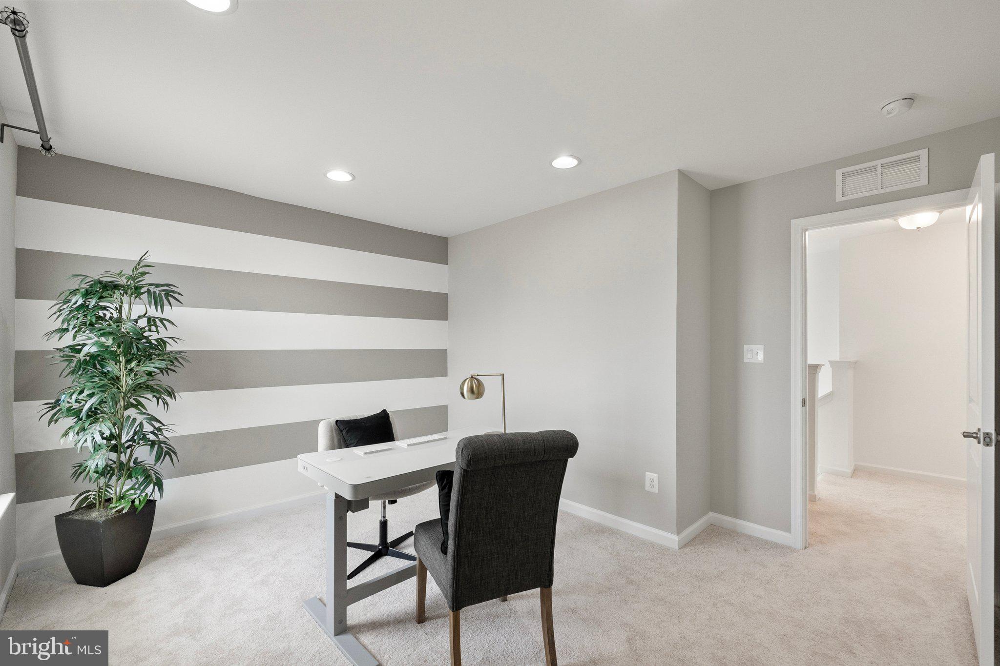 KIRKPATRICK WEST - Residential